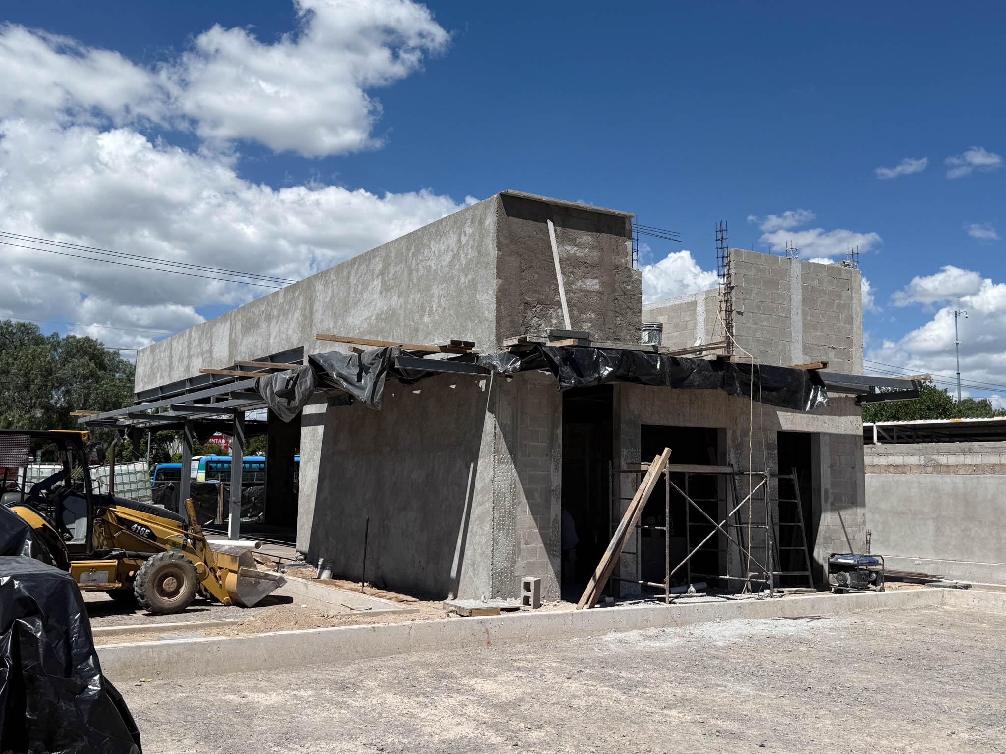 Starbucks la capilla, 2025, Querétaro, Qro.